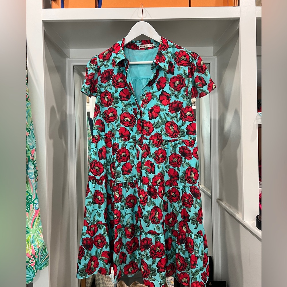 Alice + Olivia Meeko Tiered Floral dress, size 12.